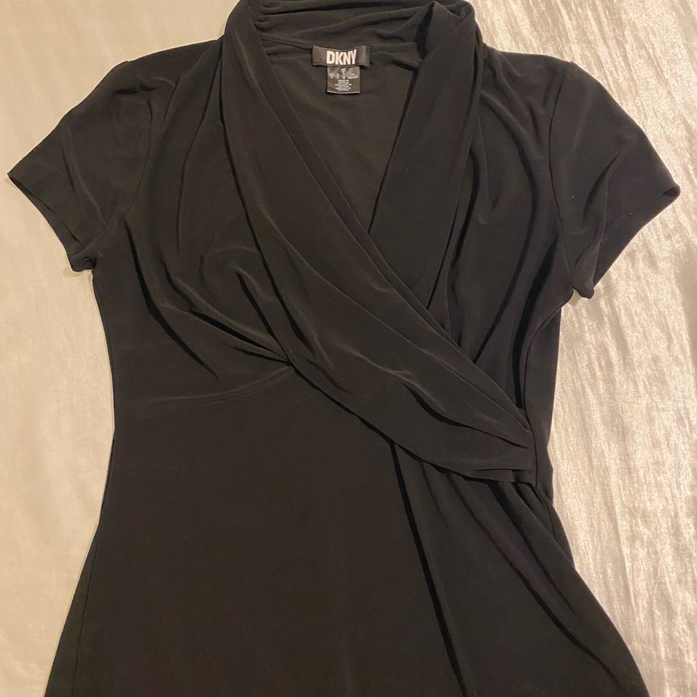 DKNY Elegant Black Short Sleeve Blouse